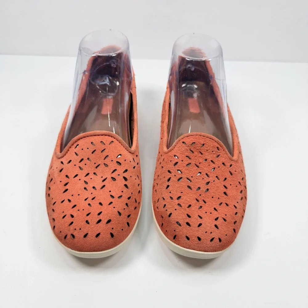 Olukai Womens 8 Momi Coral Rose Suede Laser Cut Perforated Loafers Flats Coastal